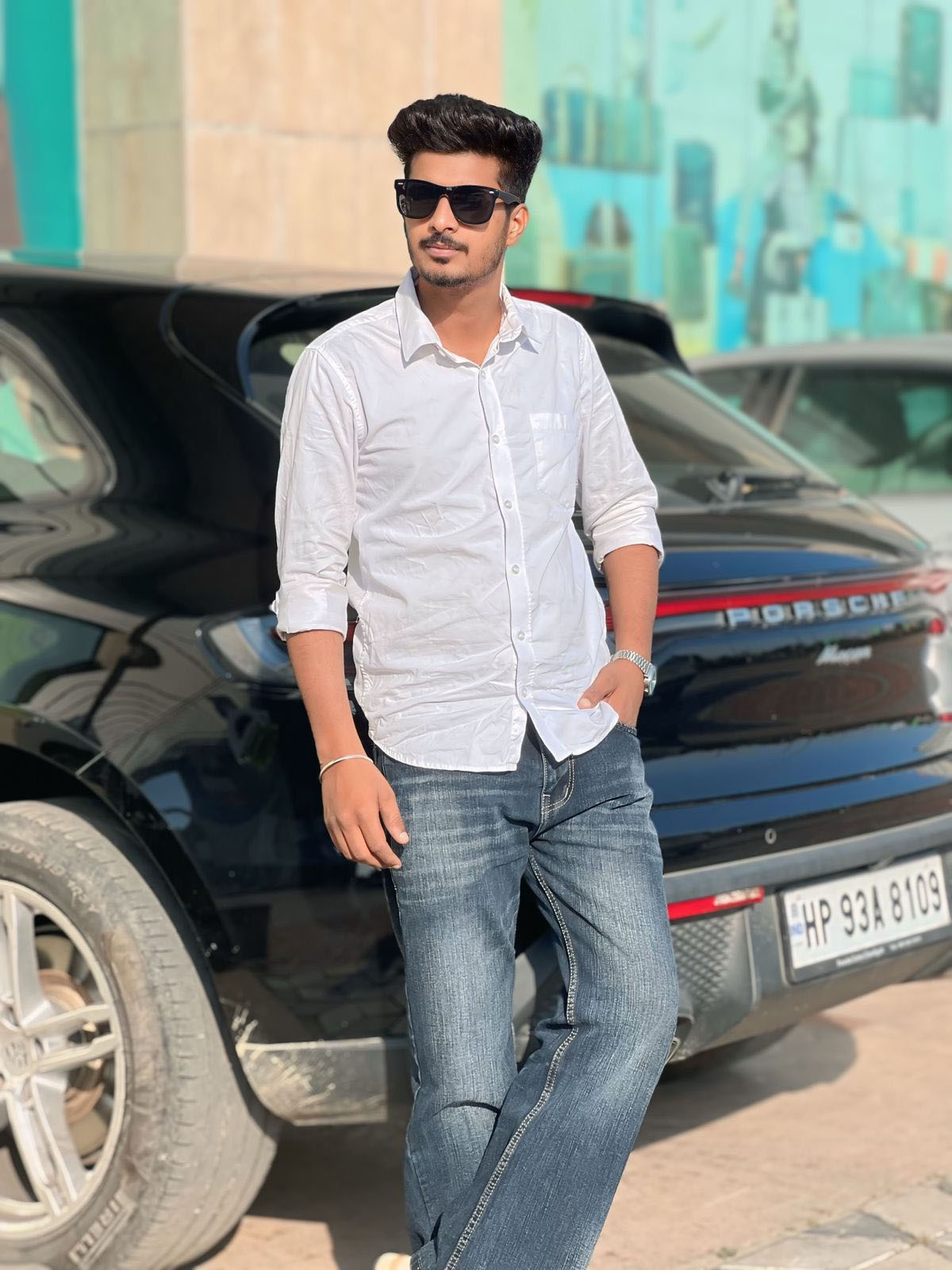 ਮੋਟਰਸਾਈਕਲ ''ਤੇ ਜਾ ਰਹੇ 3 ਦੋਸਤਾਂ ਨਾਲ ਵਾਪਰੀ ਅਣਹੋਣੀ, ਇਕ ਨੌਜਵਾਨ ਦੀ ਦਰਦਨਾਕ ਮੌਤ