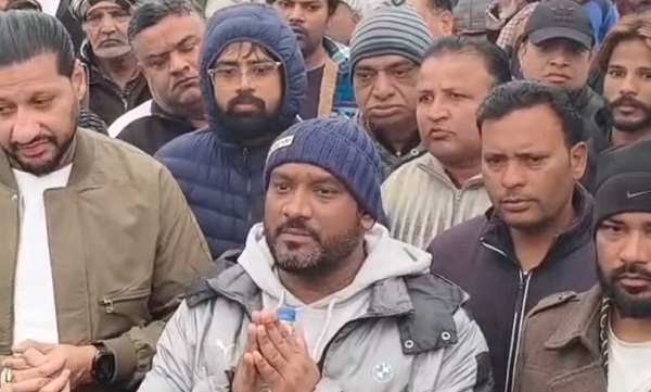 ਪਿਤਾ ਨੂੰ ਯਾਦ ਕਰ ਭਾਵੁਕ ਹੋਏ ਮਾਸਟਰ ਸਲੀਮ ; ਮੀਡੀਆ ਸਾਹਮਣੇ ਹੱਥ ਜੋੜ ਕੀਤੀ ਖ਼ਾਸ ਅਪੀਲ (ਵੀਡੀਓ)