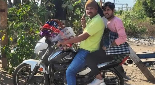 policemen become hawkers to catch robbers