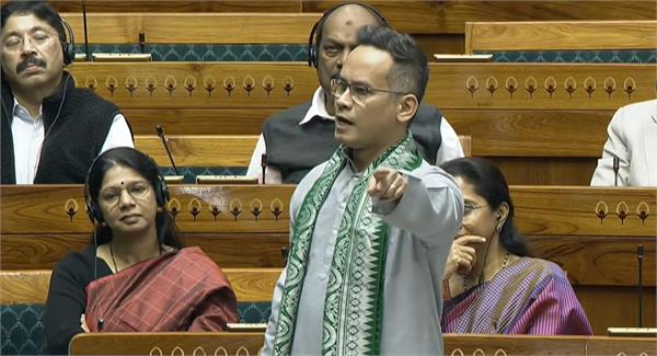gogoi cornered pm modi in lok sabha