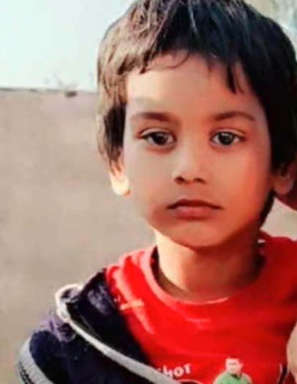 Punjab: ਨਵੇਂ ਸਾਲ ਦੀਆਂ ਖ਼ੁਸ਼ੀਆਂ ਮਾਤਮ ''ਚ ਬਦਲੀਆਂ! ਪਤੰਗ ਉਡਾਉਂਦੇ ਜਵਾਕ ਨਾਲ ਵਾਪਰ ਗਿਆ ਭਾਣਾ