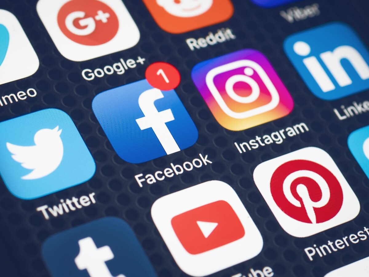 ਹੁਣ ਫੇਸਬੁੱਕ, ਇੰਸਟਾ ID ਵੇਖ ਲੱਗੇਗਾ US ਦਾ ਵੀਜ਼ਾ ! ਨਵੇਂ ਨਿਯਮ ਹੋਏ ਜਾਰੀ