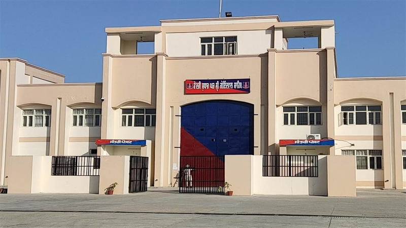 ਜੇਲ੍ਹ ਅੰਦਰੋਂ 3 ਮੋਬਾਇਲ ਫੋਨ ਅਤੇ ਦੋ ਸਿਮ ਕਾਰਡ ਬਰਾਮਦ