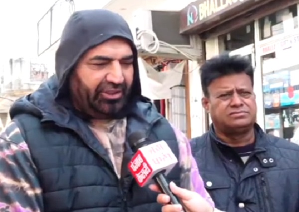 ''ਗਾਇਕੀ ਦਾ ਪਿਤਾ ਚਲਾ ਗਿਆ''; KS ਮੱਖਣ ਨੇ ਨਮ ਅੱਖਾਂ ਨਾਲ ਦਿੱਤੀ ਪੂਰਨ ਸ਼ਾਹਕੋਟੀ ਨੂੰ ਅੰਤਿਮ ਵਿਦਾਈ