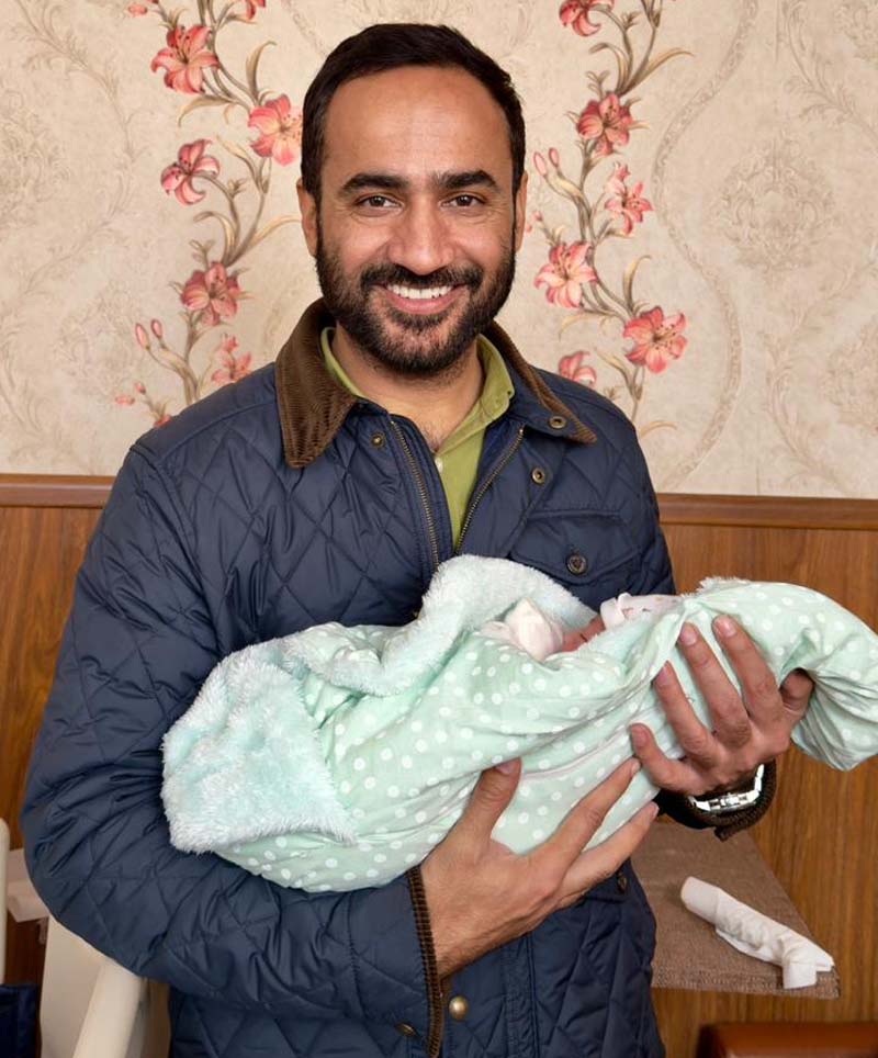 ਬਰਨਾਲਾ ਤੋਂ MP ਗੁਰਮੀਤ ਸਿੰਘ ਮੀਤ ਹੇਅਰ ਬਣੇ ਪਿਤਾ, ਪਤਨੀ ਗੁਰਵੀਨ ਕੌਰ ਨੇ ਪੁੱਤਰ ਨੂੰ ਦਿੱਤਾ ਜਨਮ