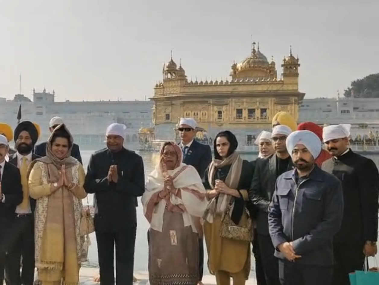 ਸ੍ਰੀ ਦਰਬਾਰ ਸਾਹਿਬ ਨਤਮਸਤਕ ਹੋਏ ਸਾਬਕਾ ਰਾਸ਼ਟਰਪਤੀ ਰਾਮਨਾਥ ਕੋਵਿੰਦ