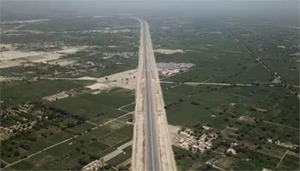 pakistan under  30 billion chinese debt burden as cpec crawls