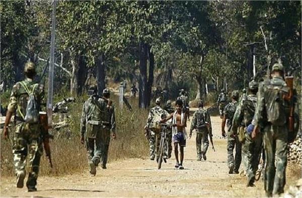 naxalite carrying reward of rs 1 crore killed