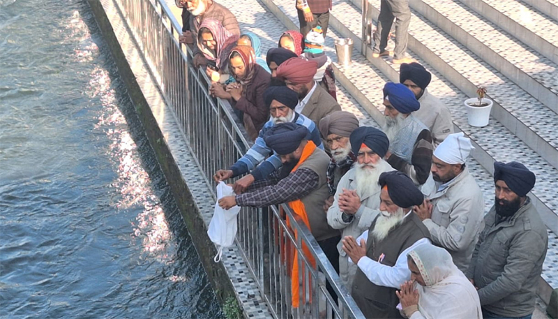 ਸਾਬਕਾ ਸਿੱਖਿਆ ਰਾਜ ਮੰਤਰੀ ਮਾਸਟਰ ਤਾਰਾ ਸਿੰਘ ਲਾਡਲ ਦੀਆਂ ਅਸਥੀਆਂ ਜਲ ਪ੍ਰਵਾਹ