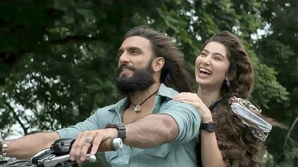   dhurandhar   becomes highest grossing film of 2025  joins 1 000 crore club