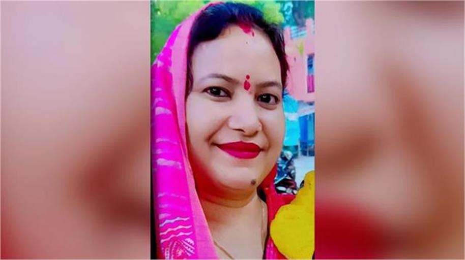 100 ਮੀਟਰ ਤੱਕ ਘਸੀਟਦਾ ਲੈ ਗਿਆ ਟੈਂਕਰ! ਸਕੂਲ ਤੋਂ ਪਰਤ ਰਹੀ ਅਧਿਆਪਕਾ ਦੀ ਸੜਕ ਹਾਦਸੇ ''ਚ ਮੌਤ