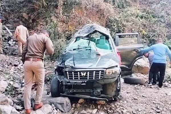 devotees  car  accident  women  death