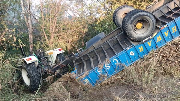 road accident on highway tractor driver injured