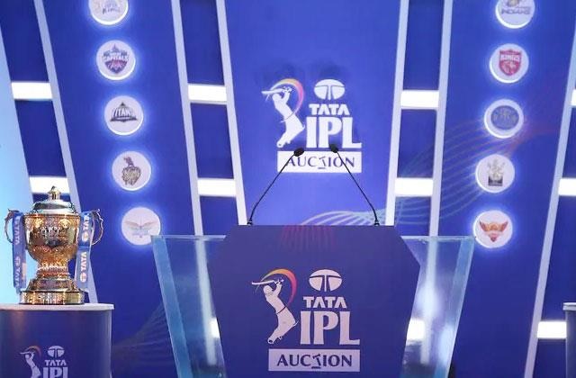 IPL 2026 Auction LIVE : ਇਹ ਧਾਕੜ ਕ੍ਰਿਕਟਰ ਹੋਇਆ ਮਾਲਾਮਾਲ, KKR ਨੇ 18 ਕਰੋੜ ਰੁਪਏ 'ਚ ਖਰੀਦਿਆ