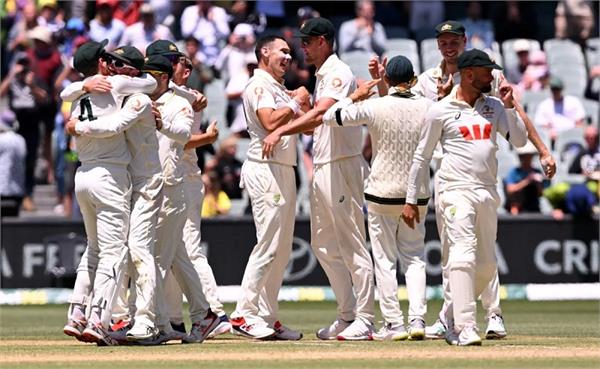 australia defeats england by 82 runs to clinch the ashes 3 0