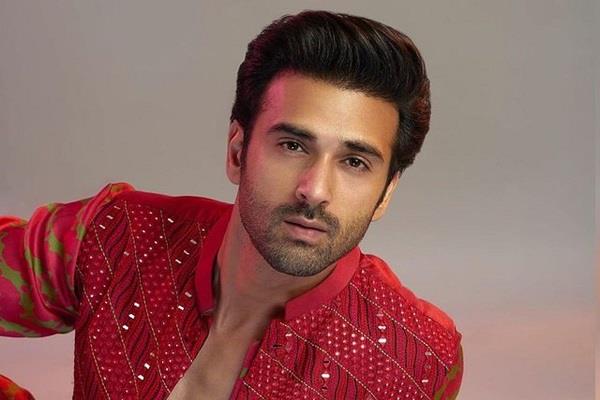 pulkit samrat  ajooba   and   chhota chetan     raahu ketu    pulkit samrat