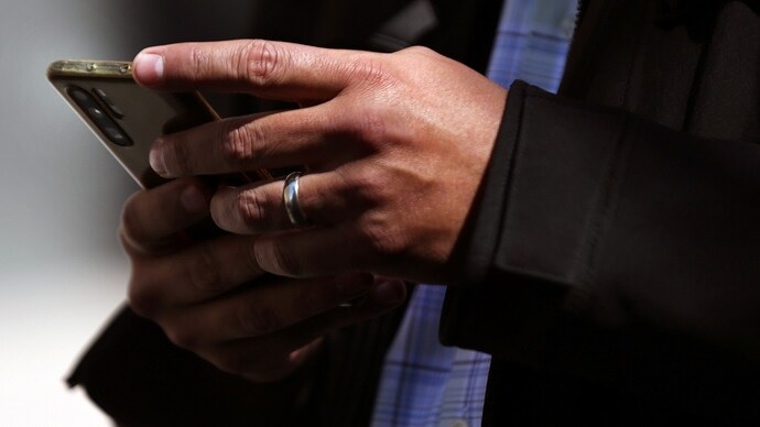 ਇਹ 14 ਐਪਸ ਤੁਰੰਤ ਫੋਨ ''ਚੋਂ ਕਰ ਦਿਓ ਡਿਲੀਟ! 47 ਲੱਖ ਦੀ ਠੱਗੀ ਦੇ ਪਰਦਾਫਾਸ਼ ਮਗਰੋਂ ਪੁਲਸ ਦੀ ਚਿਤਾਵਨੀ