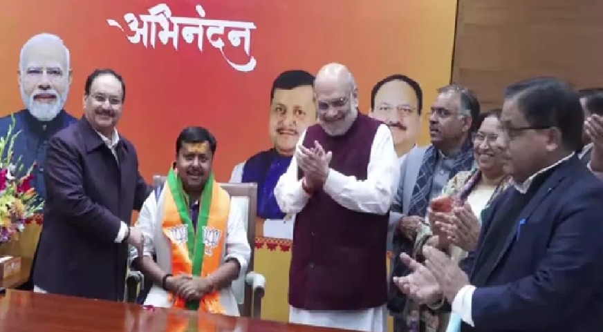 ਨਿਤਿਨ ਨਬੀਨ ਨੇ ਸੰਭਾਲਿਆ BJP ਦੇ ਕਾਰਜਕਾਰੀ ਪ੍ਰਧਾਨ ਦਾ ਅਹੁਦਾ, ਅਮਿਤ ਸ਼ਾਹ ਤੇ ਜੇ.ਪੀ. ਨੱਢਾ ਨੇ ਕੀਤਾ ਸਵਾਗਤ