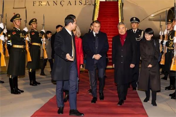 macron arrives in china for talks on trade relations  russia ukraine war