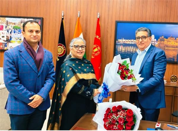 arun sekhari takes over additional charge as divisional commissioner of faridkot