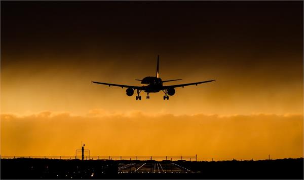 sky  flight  wound  air travel