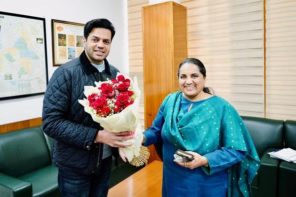 gulzarinder chahal takes charge as vice chairman