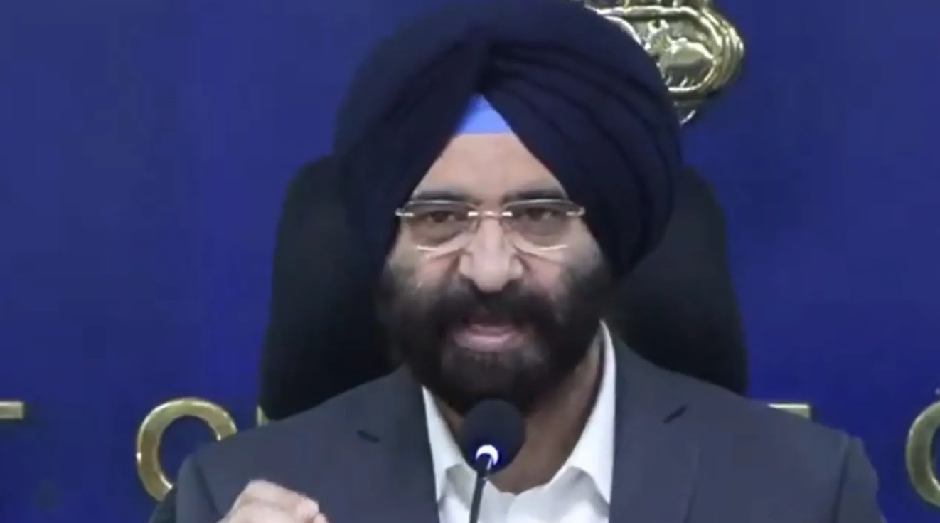 ''ਕਿਸੇ ਵੀ ਸਰਕਾਰ ਲਈ 9-10 ਮਹੀਨਿਆਂ ''ਚ...'', ਮੰਤਰੀ ਸਿਰਸਾ ਨੇ ਦਿੱਲੀ ''ਚ ਪ੍ਰਦੂਸ਼ਣ ਲਈ ਮੰਗੀ ਮੁਆਫ਼ੀ