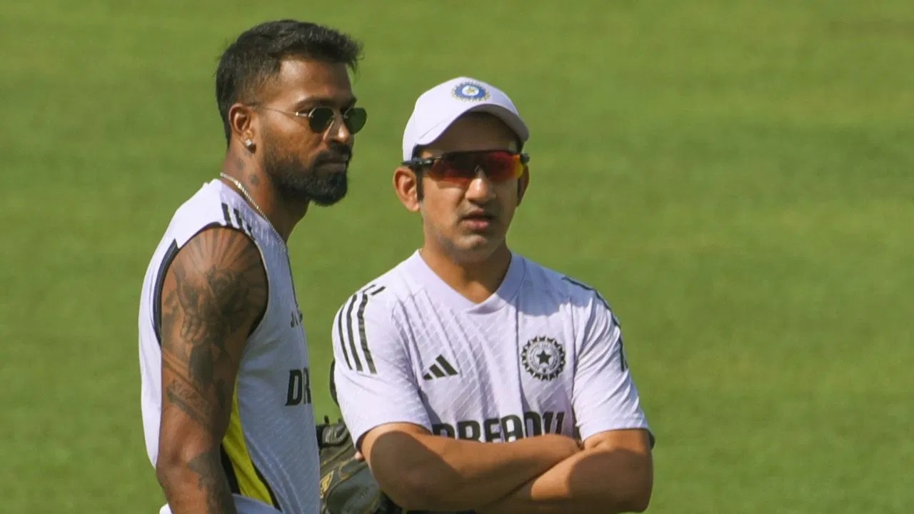 ਟੀਮ ਇੰਡੀਆ ਦੀ ਹਾਰ ਤੋਂ ਬਾਅਦ ਗੌਤਮ ਗੰਭੀਰ ਨਾਲ ਭਿੜ ਗਏ ਪੰਡਯਾ! ਵੀਡੀਓ ਵਾਇਰਲ ਹੋਣ ਮਗਰੋਂ ਮਚਿਆ ਹੰਗਾਮਾ