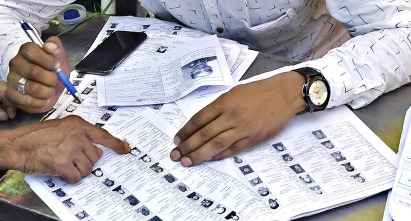 ਯੂ.ਪੀ. ''ਚ SIR ਨੂੰ ਲੈ ਕੇ ਵੱਡਾ ਅਪਡੇਟ: ਹੁਣ 6 ਜਨਵਰੀ ਨੂੰ ਜਾਰੀ ਹੋਵੇਗੀ ਡਰਾਫਟ ਲਿਸਟ; ਜਾਣੋ ਨਵਾਂ ਸ਼ਡਿਊਲ