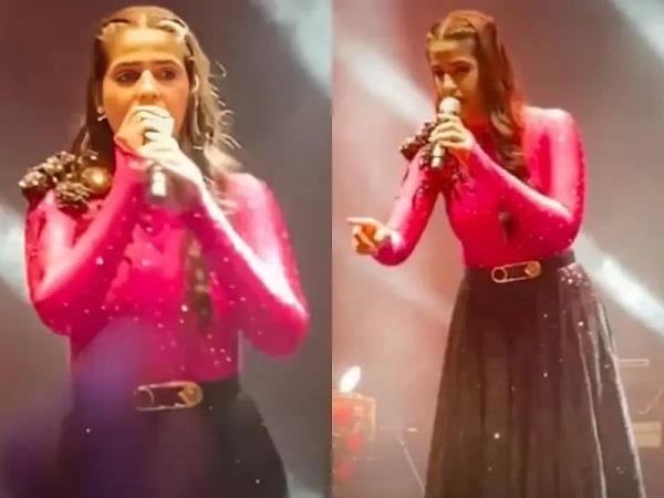 singer pranjal dahiya stops live performance