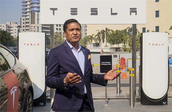 electric vehicles  tesla  charging station