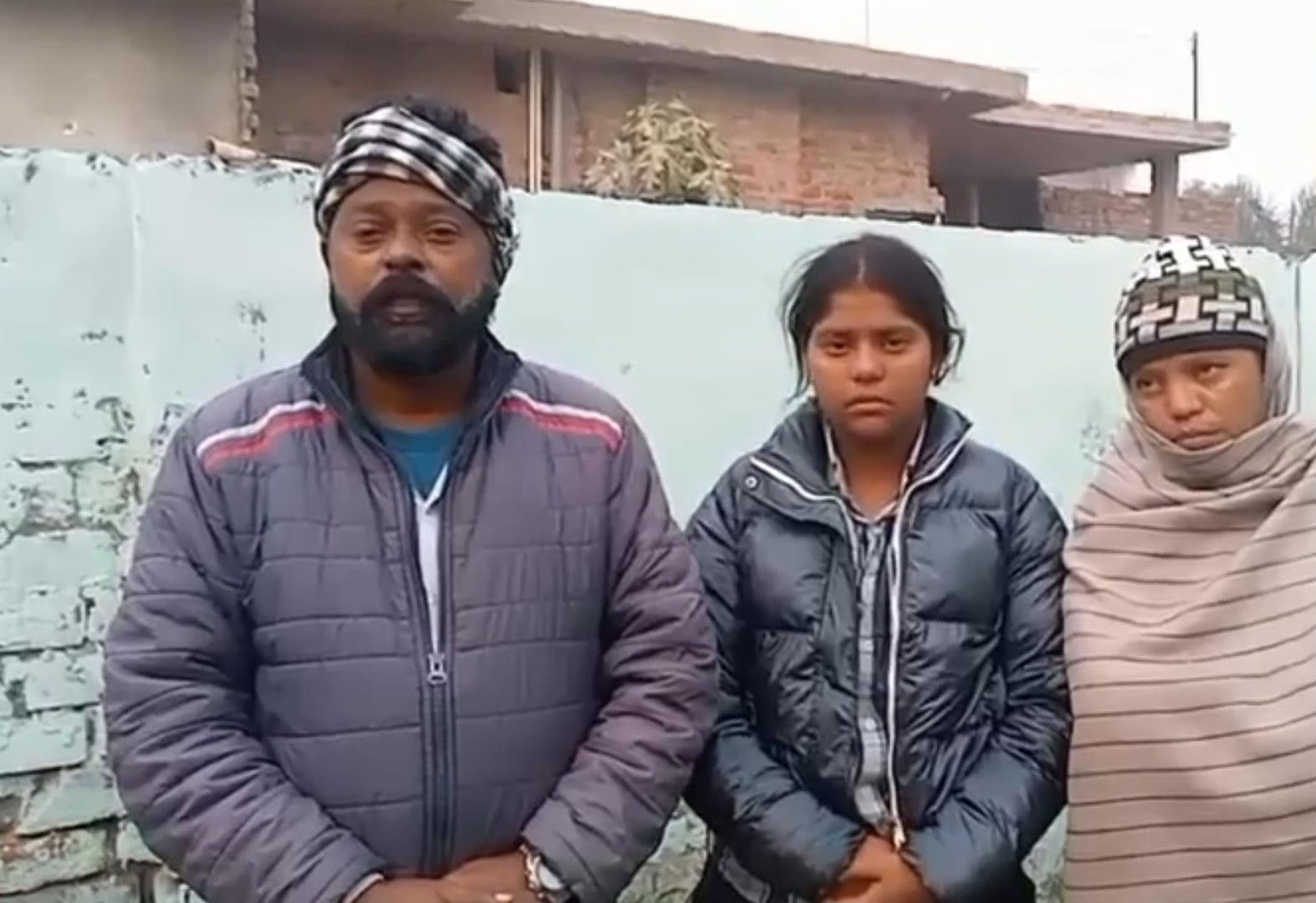 ਸੈਲੂਨ ਵਾਲੀ ਕੁੜੀ ਮ੍ਰਿਤਕ ਨਹੀਂ, ਚੱਲ ਰਹੇ ਸਾਹ, ਪਰਿਵਾਰ ਨੇ ਦੱਸਿਆ ਸੀ ਮ੍ਰਿਤਕ, ਜਾਣੋ ਕੀ ਹੈ ਕਾਰਨ