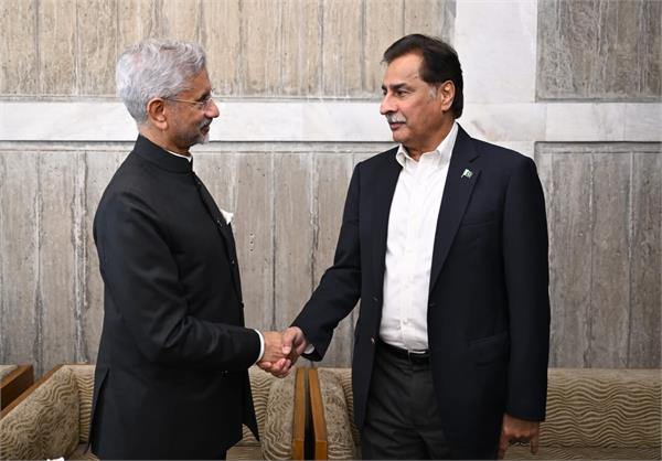 jaishankar meets pakistan national assembly speaker in dhaka