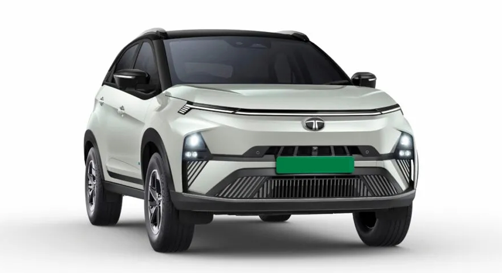 EV ਸੈਗਮੈਂਟ ''ਚ ਤਹਿਲਕਾ! ਸਭ ਤੋਂ ਜ਼ਿਆਦਾ ਖਰੀਦੀ ਗਈ ਇਸ ਬ੍ਰਾਂਡ ਦੀ ਇਲੈਕਟ੍ਰਿਕ ਕਾਰ