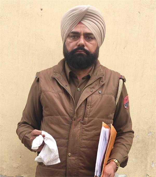 commissionerate police jalandhar arrests a youth with 50 grams of heroin