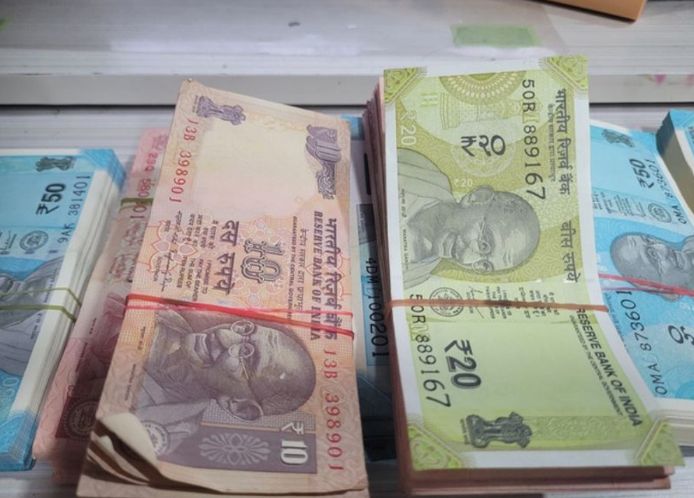 ਦੇਸ਼ ਭਰ ''ਚ ਨਹੀਂ ਮਿਲ ਰਹੇ 10, 20 ਤੇ 50 ਦੇ ਨੋਟ ! ਵਪਾਰੀਆਂ ਲਈ ਬਣੀ ''ਸਿਰਦਰਦੀ''