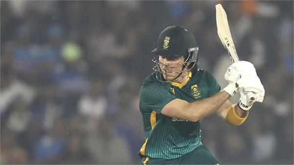 brevis has the option to hit sixes on every ball  steyn