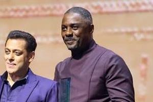 salman khan gave the   red sea honor award  