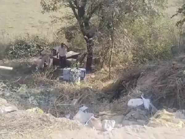 ਸਤਲੁਜ ਦਰਿਆ ਨੇੜੇ ਪਲਟਿਆ ਟਰੱਕ! ਪਟਿਆਲੇ ਤੋਂ ਅੰਮ੍ਰਿਤਸਰ ਜਾ ਰਿਹਾ ਸੀ ਕਥਾਵਾਚਕ ਦਾ ਪਰਿਵਾਰ