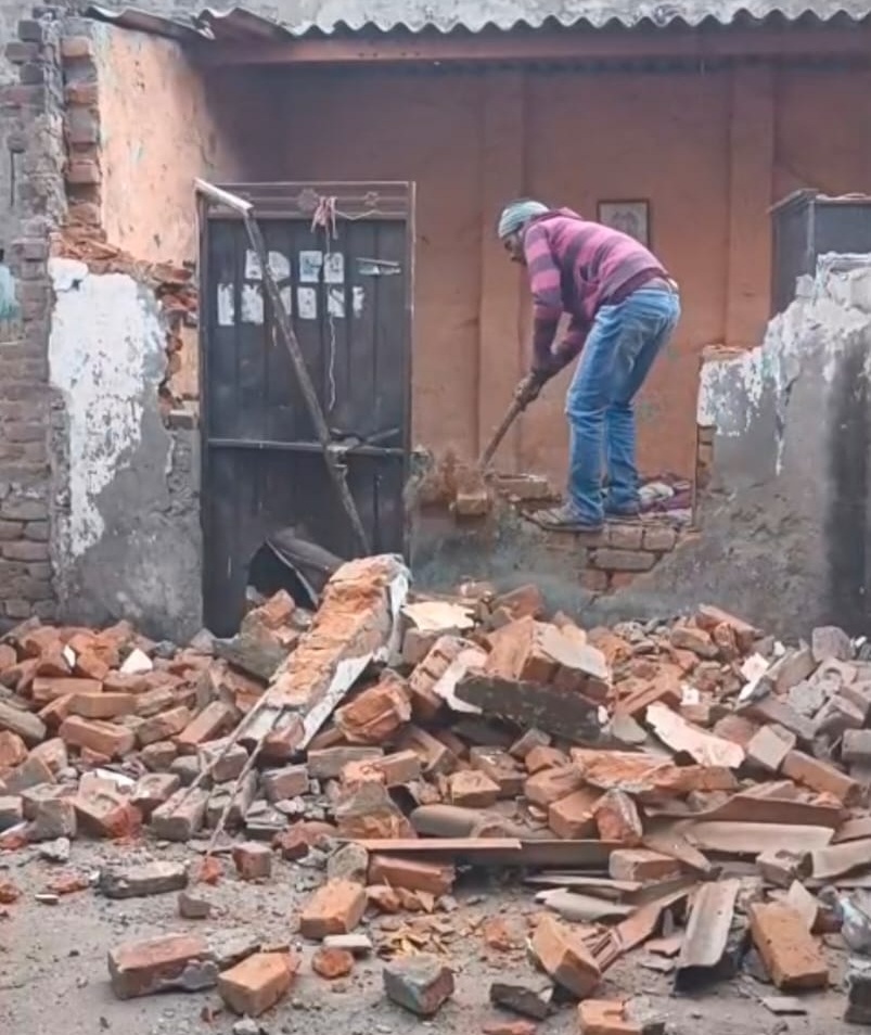 ਲੁਧਿਆਣਾ ’ਚ ਨਸ਼ਾ ਸਮੱਗਲਰ ਦੇ ਘਰ ’ਤੇ ਚੱਲਿਆ ਬੁਲਡੋਜ਼ਰ