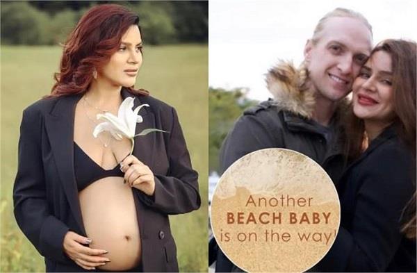 aashka goradia announces second pregnancy