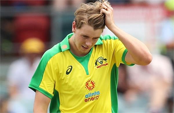 ricky ponting expresses concern over cameron green  s form