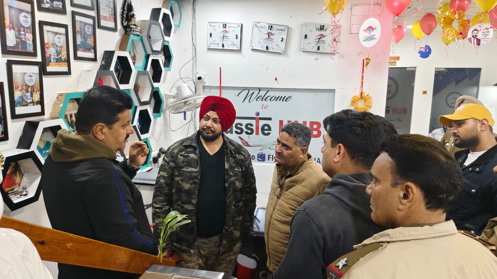 ਗੋਲੀਆਂ ਦੀ ਆਵਾਜ਼ ਨਾਲ ਦਹਿਲਿਆ ਪੰਜਾਬ, ਇਮੀਗ੍ਰੇਸ਼ਨ ਦਫ਼ਤਰ ''ਤੇ ਤਾਬੜਤੋੜ ਫਾਇਰਿੰਗ