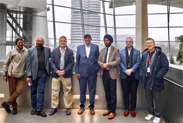 rahul gandhi visits bmw plant in germany