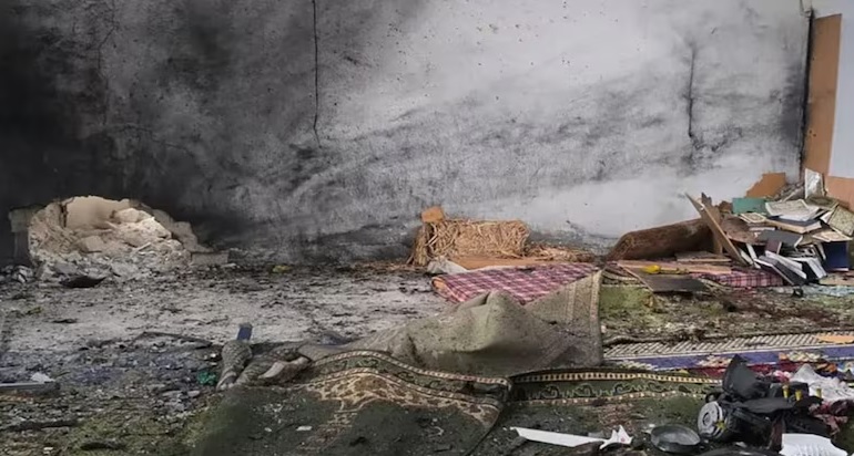 ਸੀਰੀਆ ਦੀ ਮਸਜਿਦ ''ਚ ਨਮਾਜ਼ ਦੌਰਾਨ ਵੱਡਾ ਧਮਾਕਾ! 8 ਜਣਿਆਂ ਦੀ ਮੌਤ ਤੇ ਕਈ ਜ਼ਖਮੀ