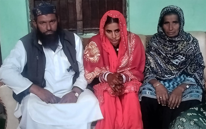 Punjab:ਲਾਲ ਚੂੜਾ ਪਾ ਤੇ ਹੱਥਾਂ 'ਤੇ ਮਹਿੰਦੀ ਲਗਾ ਕੇ ਲਾੜੇ ਦੀ ਉਡੀਕ ਕਰਦੀ ਰਹੀ ਲਾੜੀ, ਐਨ ਮੌਕੇ 'ਤੇ ਮੁੰਡੇ ਨੇ ਕਰ 'ਤ