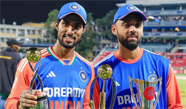 indians rise in icc rankings