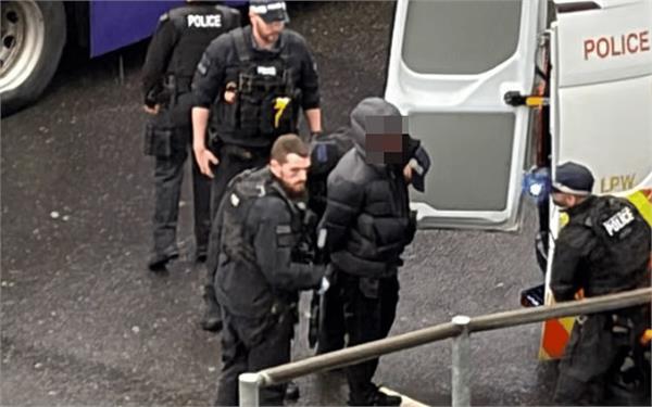 man arrested for pepper spray attack at heathrow airport  flights affected