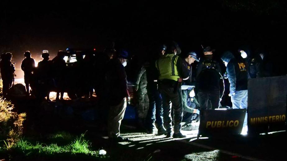 ਗੁਆਟੇਮਾਲਾ ''ਚ ਭਿਆਨਕ ਸੜਕ ਹਾਦਸਾ: ਬੇਕਾਬੂ ਹੋ ਕੇ ਡੂੰਘੀ ਖੱਡ ''ਚ ਡਿੱਗੀ ਬੱਸ; 15 ਲੋਕਾਂ ਦੀ ਮੌਤ, 19 ਜ਼ਖ਼ਮੀ