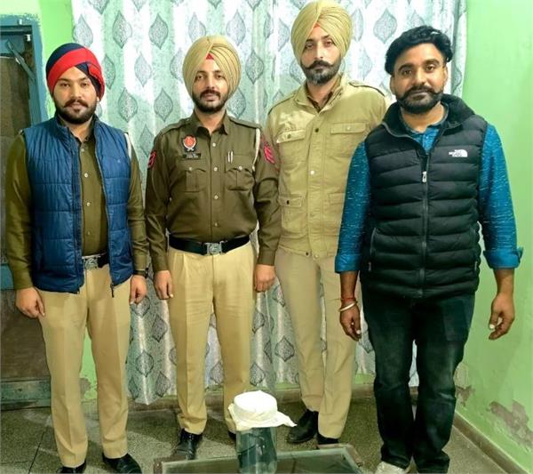 pistol along with 2 live cartridges recovered from youth